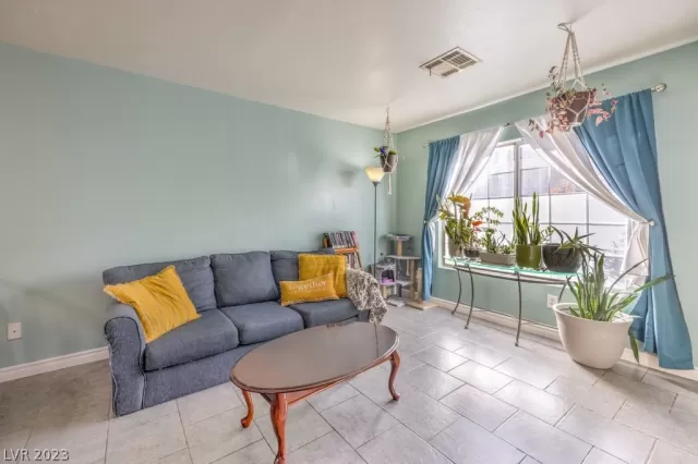 MLS: 2468164 Condo For Sale