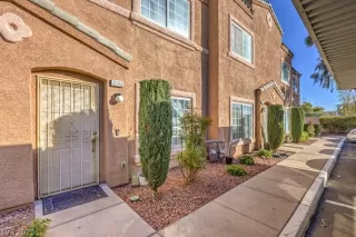 Photo #1: 2468164 Listing