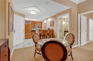 Photo #3: 2468182 Listing 