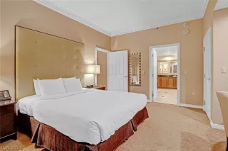 Photo #4: 2468182 Listing 