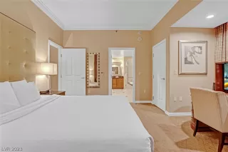 Photo #5: 2468182 Listing 