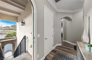 Photo #2: 2468247 Listing