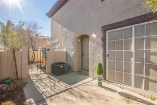 Photo #1: 2468252 Listing