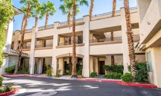 Photo #2: 2468273 Listing