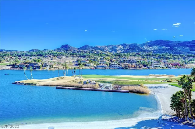 MLS: 2468280 Condo For Sale