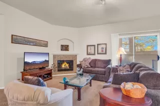 Photo #6: 2468283 Listing 