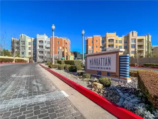 Photo #4: 2468286 Listing