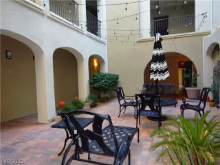 Photo #5: 2468324 Listing 