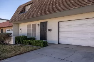 Photo #2: 2468361 Listing