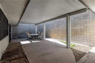 Photo #3: 2468361 Listing