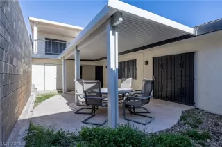 Photo #5: 2468361 Listing