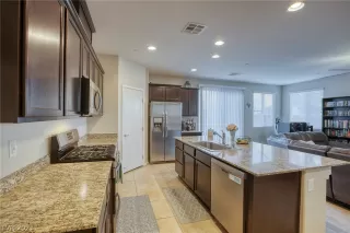 Photo #1: 2468367 Listing 