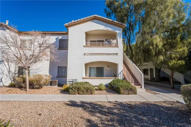 MLS: 2468430 Condo For Sale