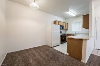 Photo #5: 2468430 Listing 