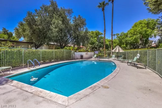 MLS: 2468456 Condo For Sale