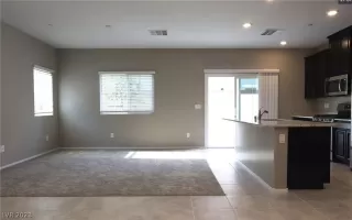 Photo #3: 2468465 Listing 