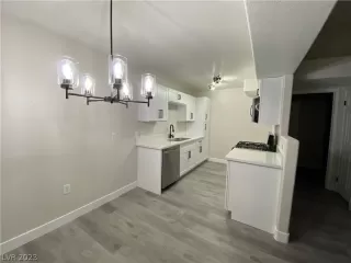 Photo #4: 2468474 Listing 