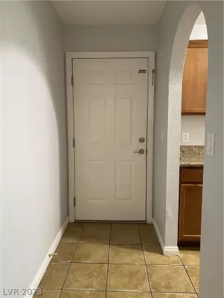 Photo #2: 2468482 Listing 