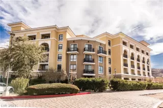 Photo #4: 2468515 Listing