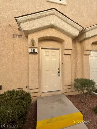 Photo #3: 2468552 Listing 