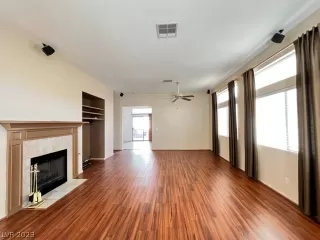 Photo #2: 2468564 Listing 