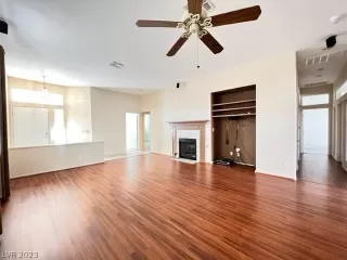 Photo #4: 2468564 Listing 