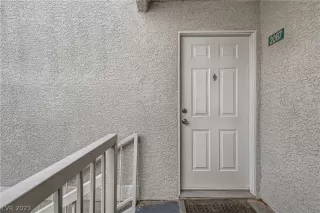 Photo #2: 2468600 Listing 