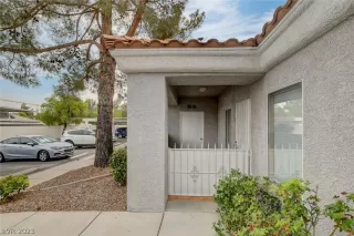 Photo #2: 2468601 Listing