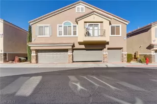 Photo #1: 2468634 Listing