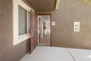 Photo #2: 2468662 Listing