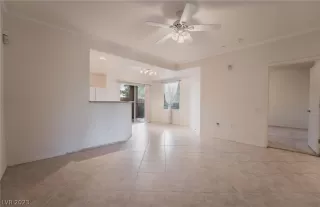 Photo #5: 2468681 Listing 