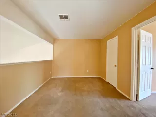 Photo #5: 2468693 Listing 