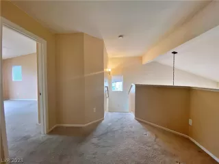 Photo #6: 2468693 Listing 