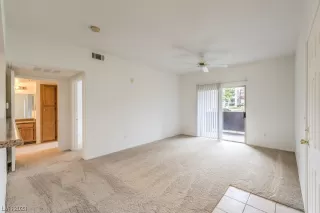 Photo #6: 2468738 Listing 