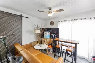 Photo #5: 2468770 Listing