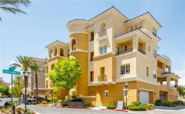 MLS: 2468789 Condo For Sale