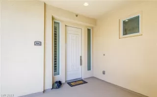 Photo #3: 2468789 Listing