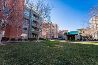 Photo #2: 2468800 Listing