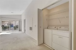 Photo #6: 2468881 Listing 