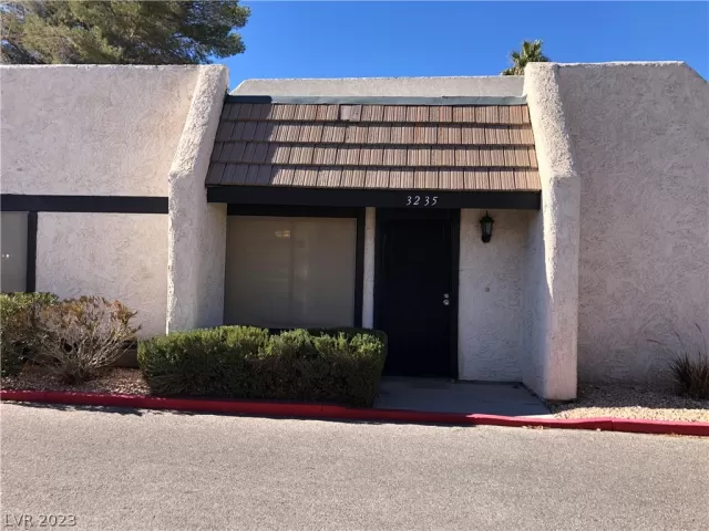 MLS: 2468887 Condo For Sale