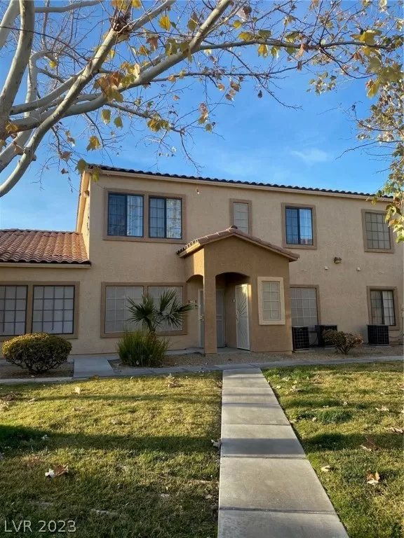 MLS: 2468894 Condo For Sale