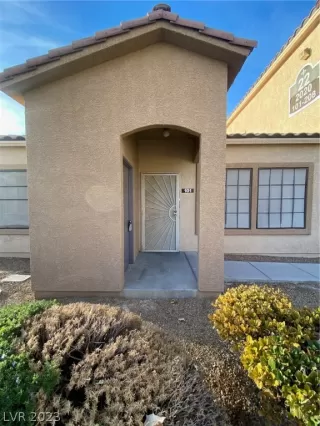 Photo #2: 2468894 Listing