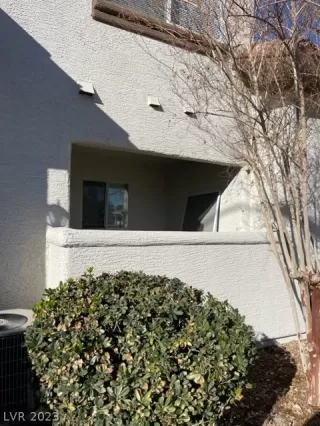 Photo #1: 2468934 Listing