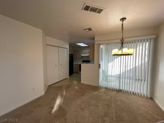 Photo #5: 2468934 Listing