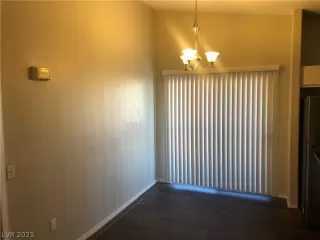 Photo #3: 2468964 Listing 