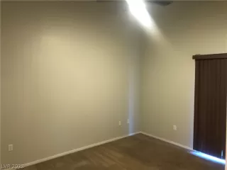 Photo #6: 2468964 Listing 