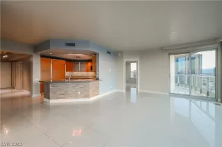 Photo #4: 2468979 Listing 
