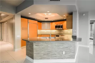 Photo #6: 2468979 Listing 