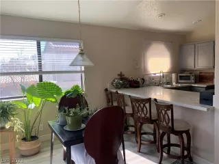 Photo #1: 2468997 Listing 