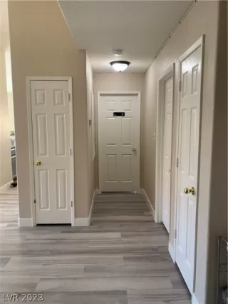 Photo #5: 2468997 Listing 